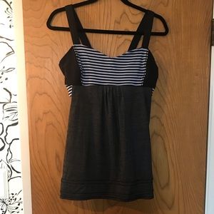lulu lemon tank, great for yoga or any sweat